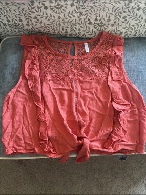 Women's Coral Lace Yoke Ruffle Tie-Front Top